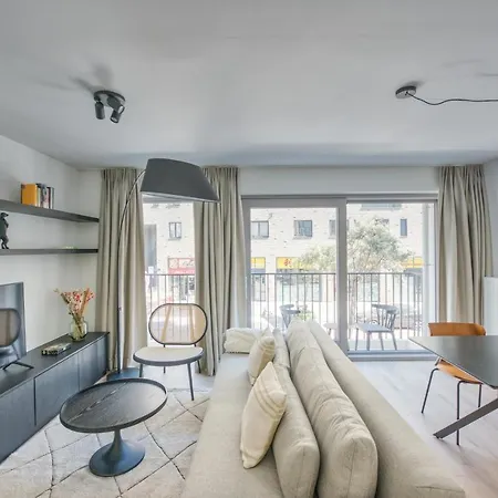 Cosy Seaside Daire